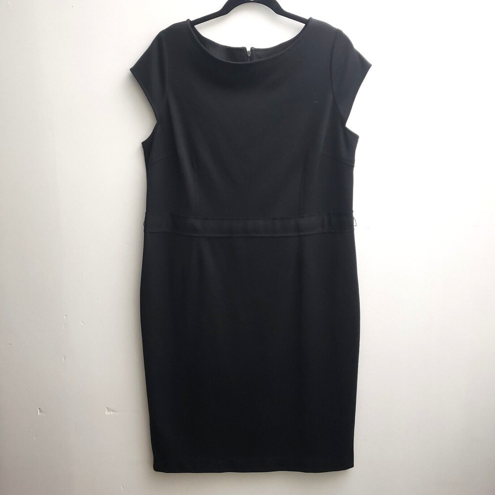 Pamela Dennis Sheath Knit Dress Sz Large Solid Black Cap Sleeves Stretch Office